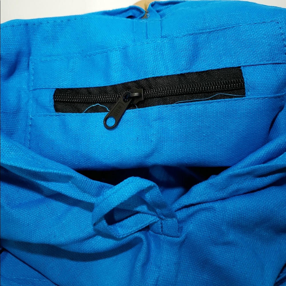 Hand Bag - Picture 4 of 4